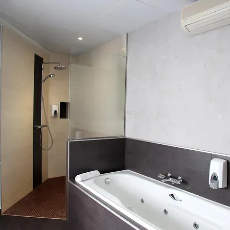 Sans 3* Barcelona