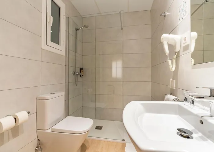 هوستال صانس 3* برشلونة